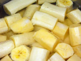 Никогаш не правете го ОВА додека јадете БАНАНА, може да ви се подуе стомакот