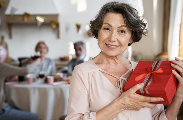 жена, роденден, поклон