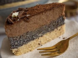 Песок торта со бисквити, мак (афион) и лешници…Брза, лесна, лапни-голтни!