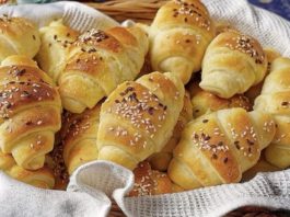 Рецепт за почетници…Меки кифли со млеко, меки и многу вкусни…