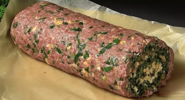 ролат од мелено месо