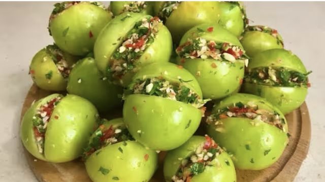 полнети зелени домати