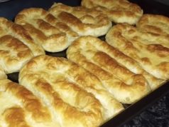 БАНИЧКИ СО ГОТОВИ КОРИ…Совршен појадок или вечера без многу труд, рецепт за почетници…