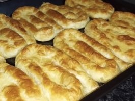 БАНИЧКИ СО ГОТОВИ КОРИ…Совршен појадок или вечера без многу труд, рецепт за почетници…