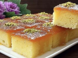 Колач со павлака кој се топи во уста! Се меша 5 минути, па се пече…