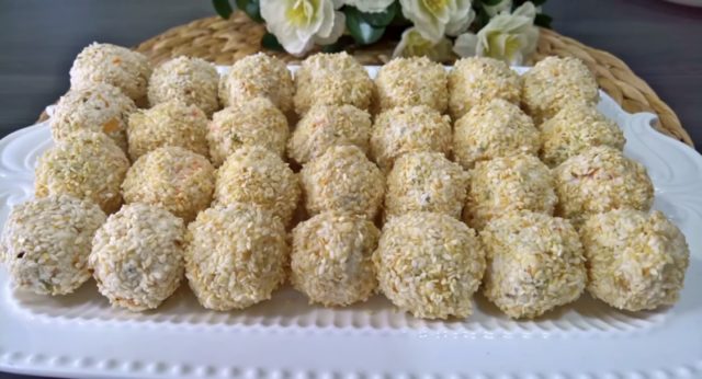 солени топчиња за предјадење