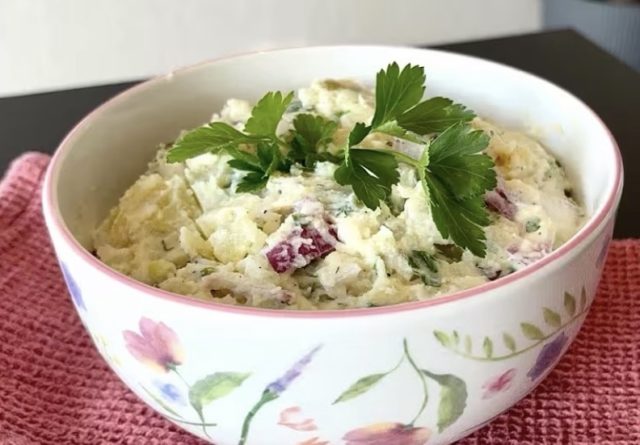 посна компир салата