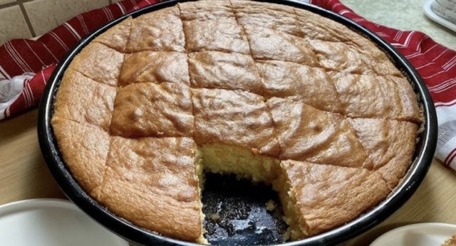 сочен колач пандишпан