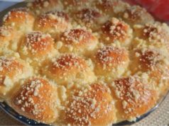 РЕЦЕПТ ШТО ЗАСЛУЖУВА МЕДАЛ: МЕКА СЛАТКА ПОГАЧА СО ТАЕН ТРИК