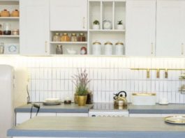 Белите кујни излегуваат од мода во 2026: Дрвото и паметниот дизајн целосно го преземаат приматот