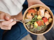 Топи маснотии без гладување: „диета“ што всушност не е диета, а нутриционистите ја издвојуваат за 2026 година