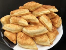 Меки пишии без чекање што се надувуваат како балон: Брз појадок од 5 состојки