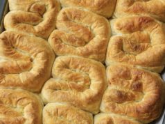 Мазничиња што се јадат додека се врели – Лесна постапка со готови кори и резултат како од битолска пекарница