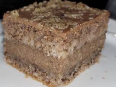 Старински колач од 3 јајца и ореви – без миксер, без вага (мерки на чаша)