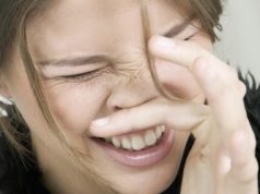 Кога ќе ве почеша носот – дали навистина следува кавга? Потекло на старото народно верување