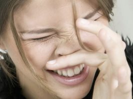 Кога ќе ве почеша носот – дали навистина следува кавга? Потекло на старото народно верување