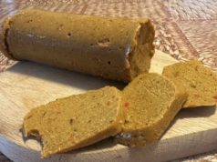 Домашна посна салама на вода: едноставен рецепт што е совршен за сендвичи