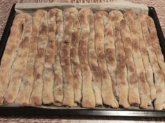 Посна пита со кисела зелка и ореви – крцкави кори и богат вкус што се памети