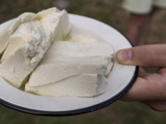 Како сирењето влијае на крвниот притисок? Едноставен трик за помал внес на сол Како сирењето влијае врз притисокот