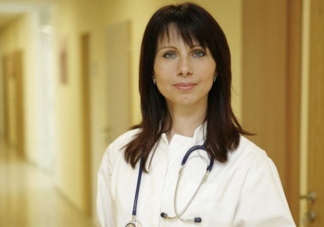 докторка, лекар