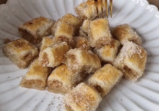 десерт со јаболка