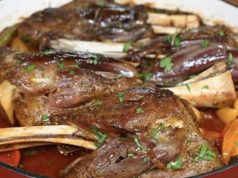 Јагнешко за Велигден што се топи во уста: Тајната е во бавното печење (рецепт што секому успева) јагнешко