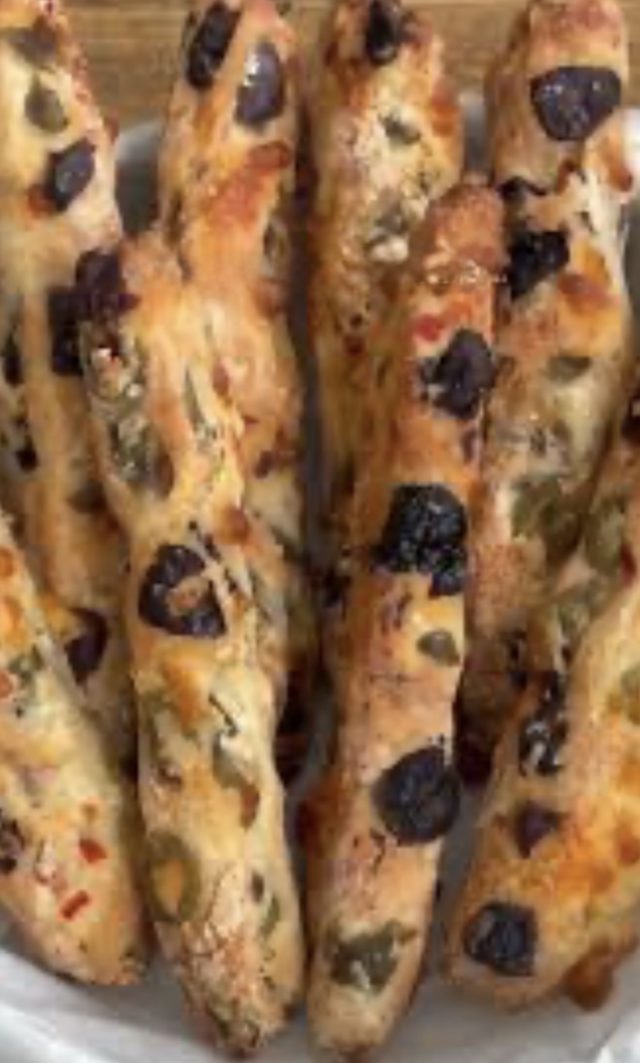 стапчиња со маслинки