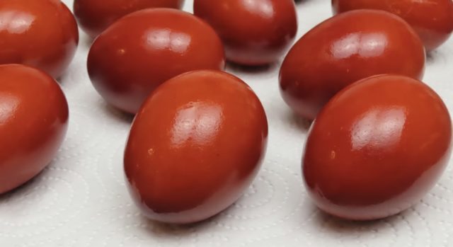 велигденски црвени јајца