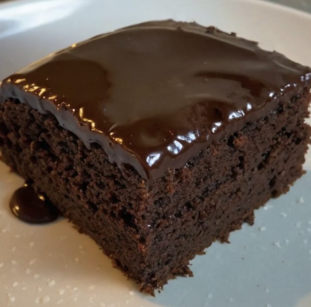 сочен чоколаден колач
