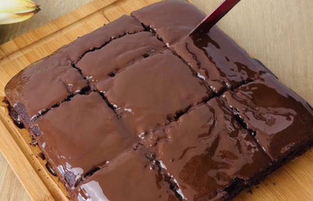 сочен чоколаден колач