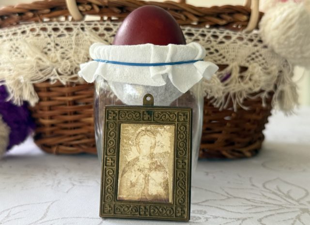 велигденско јајце, икона