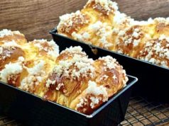 Совршен велигденски козињак на конци: Техника што гарантира меко и влакнесто тесто секој пат козињак