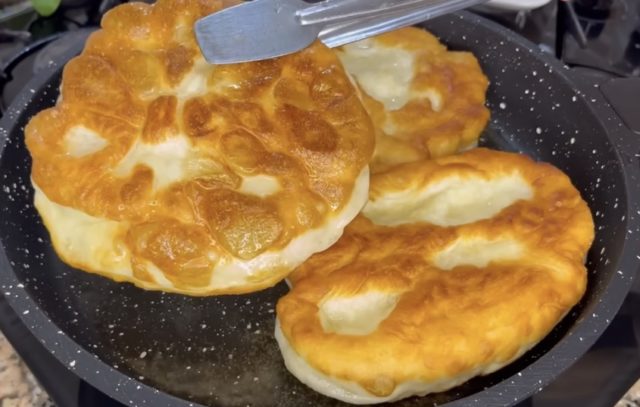 мекици, пишии