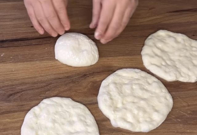 мекици, пишии