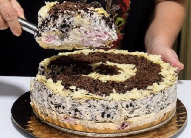 сладолед торта без печење