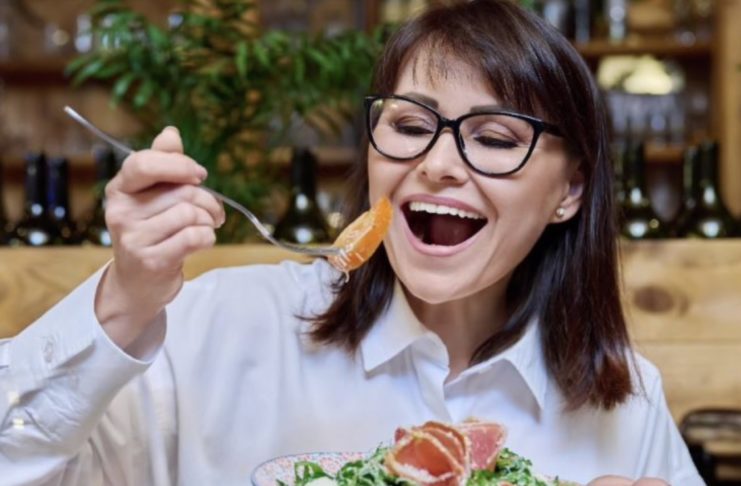 фиксирано јадење