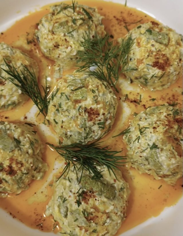 салата од тиквички