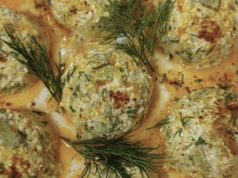 Кремаста салата со тиквички од рерна – лесен и здрав намаз што станува хит салата од тиквички