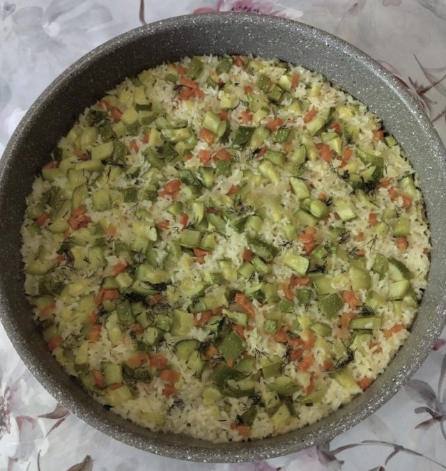 ориз со тиквички