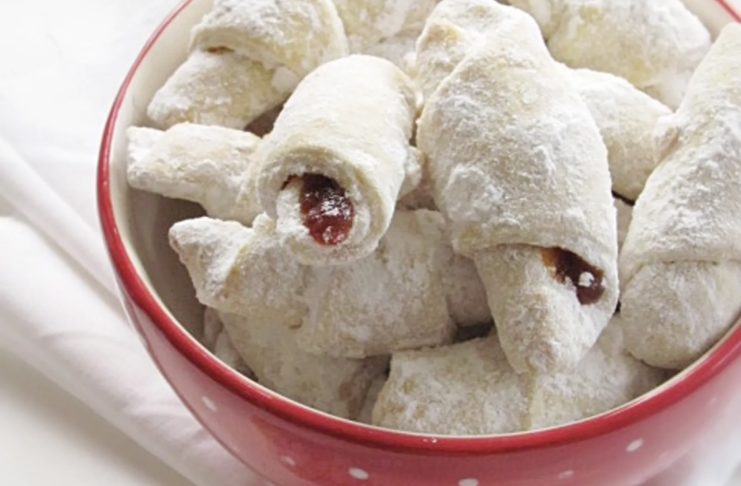 кифли со џем