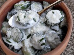 Кремасти тиквички со лук – лесен и вкусен летен оброк готов за 20 минути тиквички во павлака